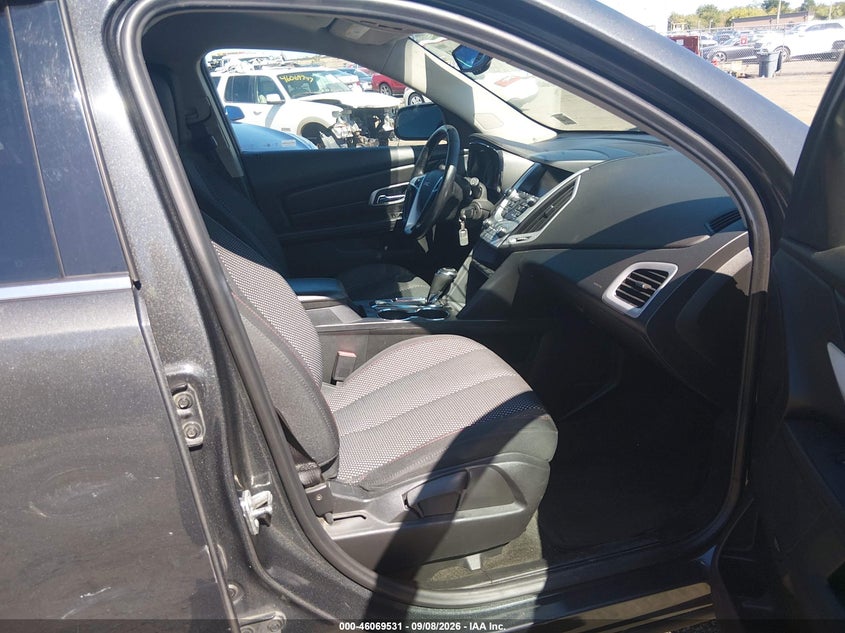 2017 GMC TERRAIN auction photo 5