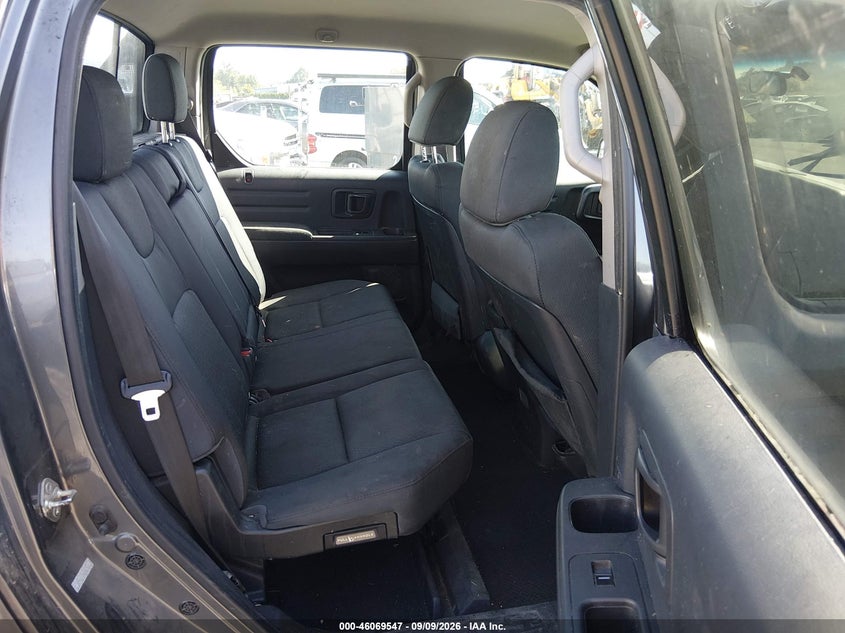 2012 HONDA RIDGELINE auction photo 8