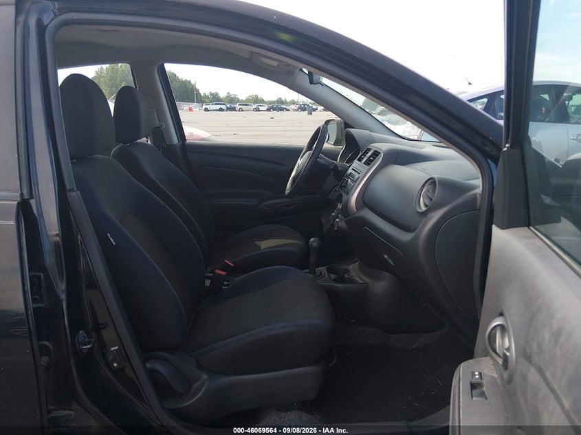 2012 NISSAN VERSA auction photo 5