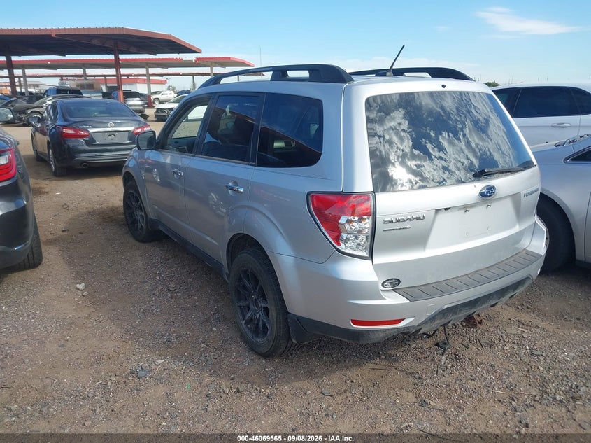 Vin: jf2shbec6bh762822, lot: 46569100, subaru forester 2.5x limited 20113