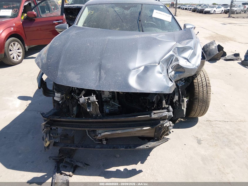 2020 VOLKSWAGEN PASSAT auction photo 6