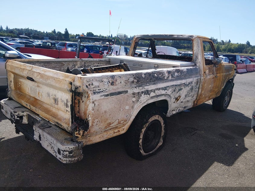1985 FORD F250 auction photo 4