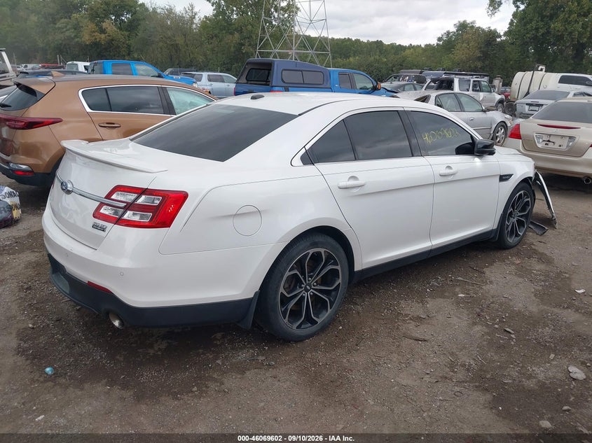 Vin: 1fahp2kt0dg159492, lot: 46569137, ford taurus sho 20134