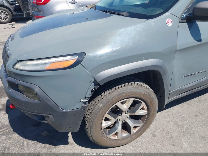 2014 JEEP CHEROKEE auction photo 6