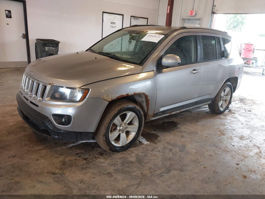 2017 JEEP COMPASS auction photo 2