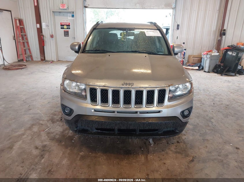 2017 JEEP COMPASS auction photo 6