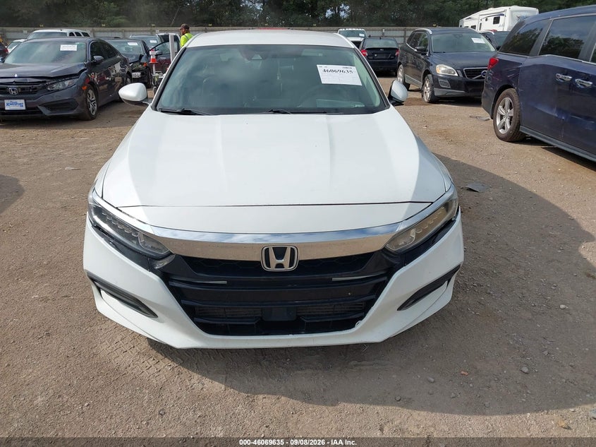 2019 HONDA ACCORD auction photo 6