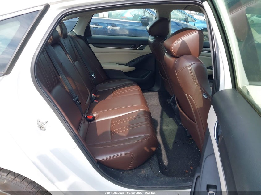 2019 HONDA ACCORD auction photo 8