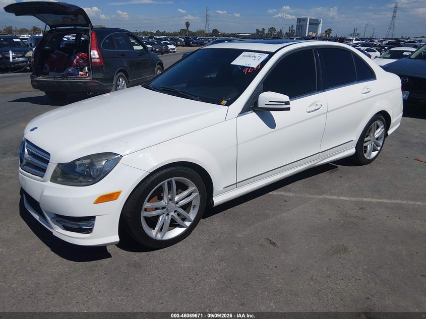 2013 MERCEDES-BENZ C 250 auction photo 2