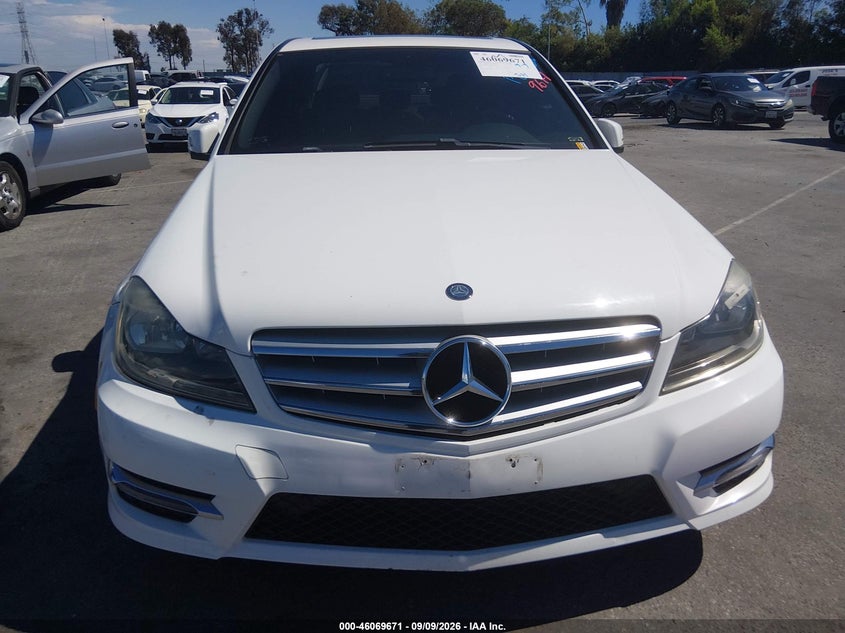 2013 MERCEDES-BENZ C 250 auction photo 6