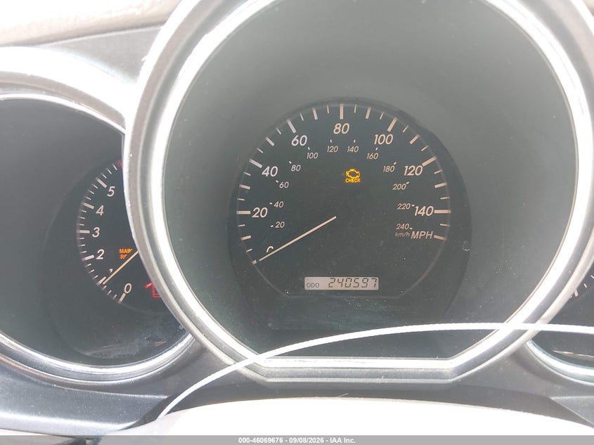 2004 LEXUS RX 330 auction photo 7