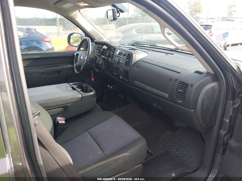 2010 CHEVROLET SILVERADO 1500 HYBRID auction photo 5