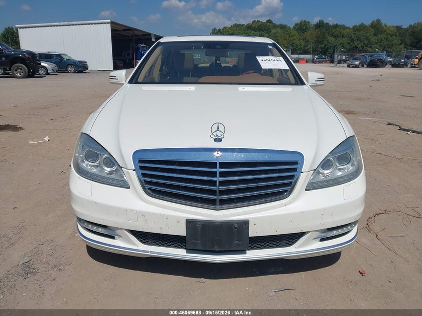 MERCEDES-BENZ S 550 2010 VIN WDDNG8GBXAA357615