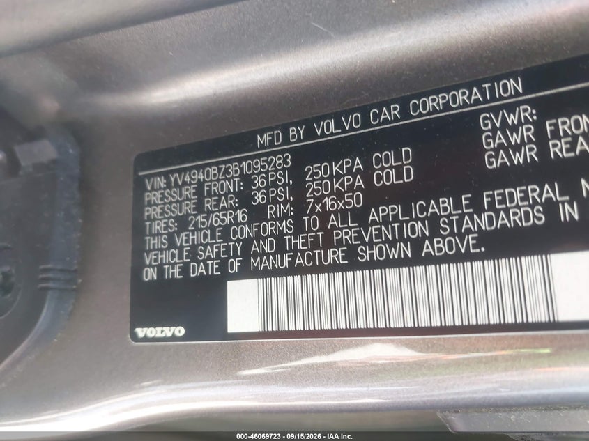 VOLVO XC70 2011 VIN YV4940BZ3B1095283