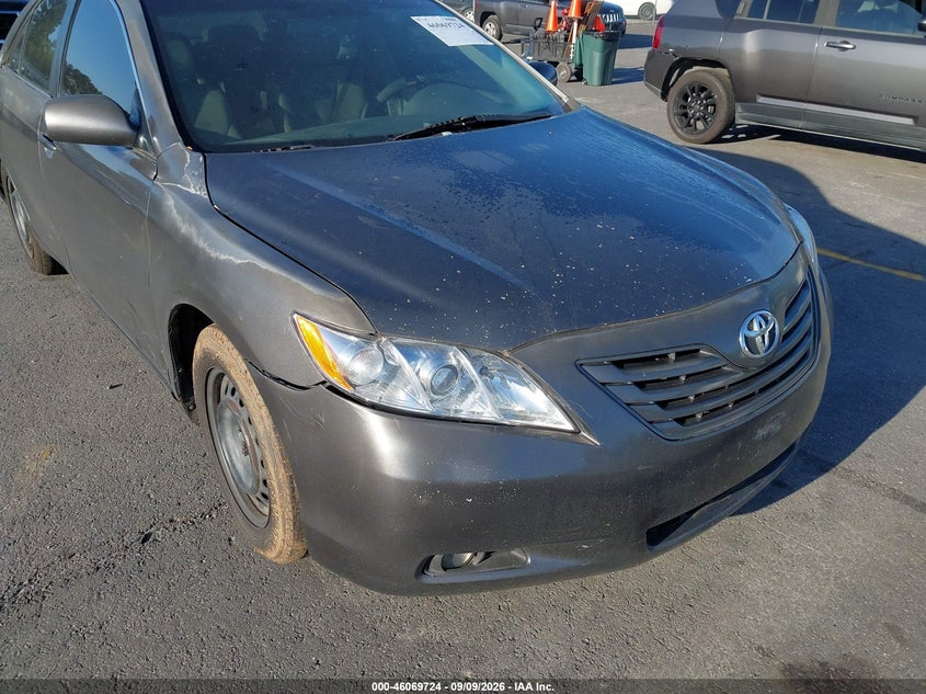 2009 TOYOTA CAMRY auction photo 6