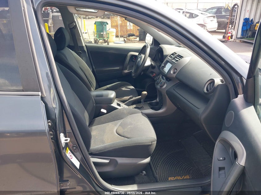 2007 TOYOTA RAV4 auction photo 5
