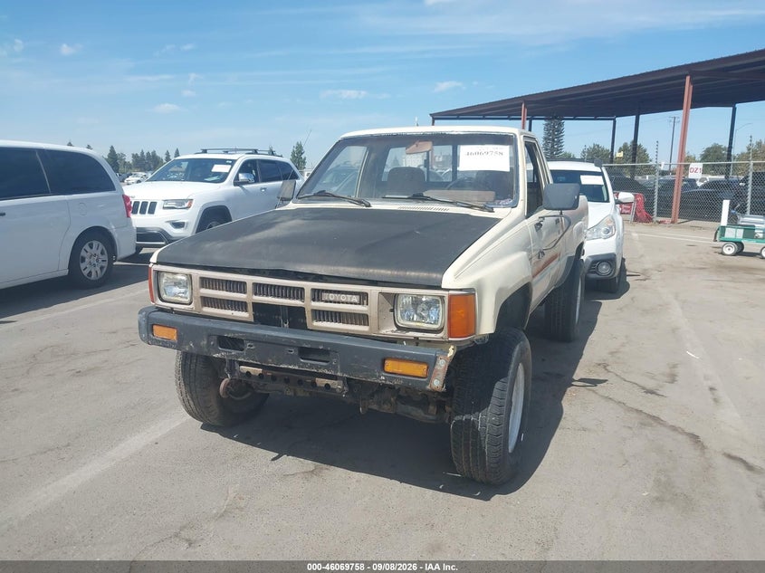 TOYOTA PICKUP 1986 VIN JT4RN63R9G0061055