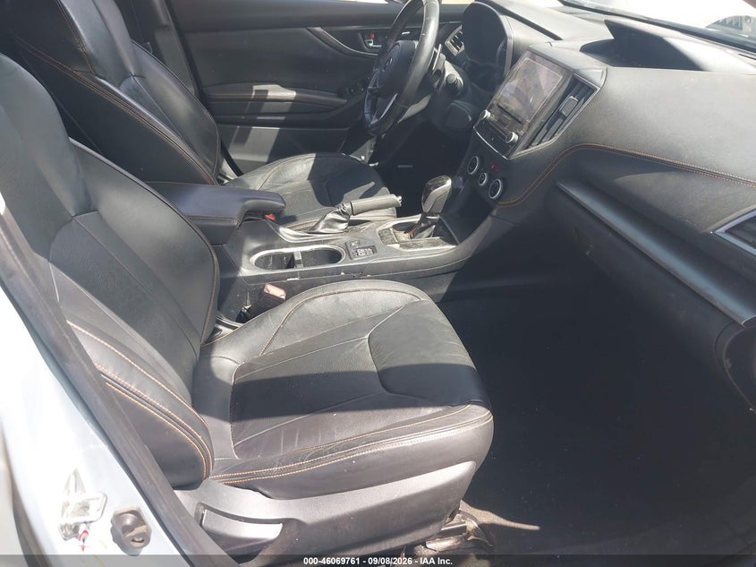 2018 SUBARU CROSSTREK auction photo 5