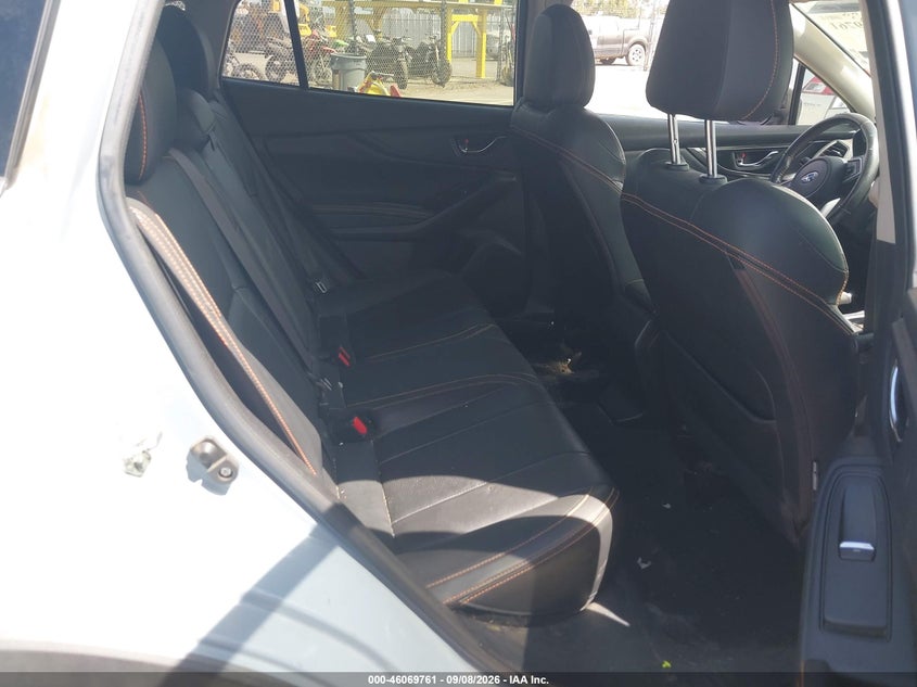 2018 SUBARU CROSSTREK auction photo 8