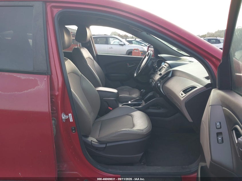 2014 HYUNDAI TUCSON auction photo 5