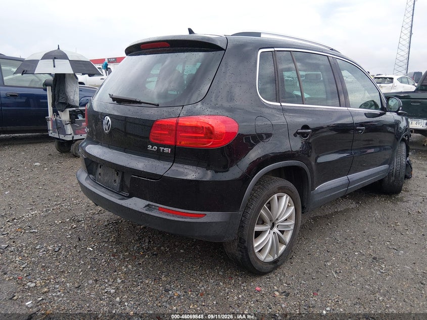 2013 VOLKSWAGEN TIGUAN auction photo 4