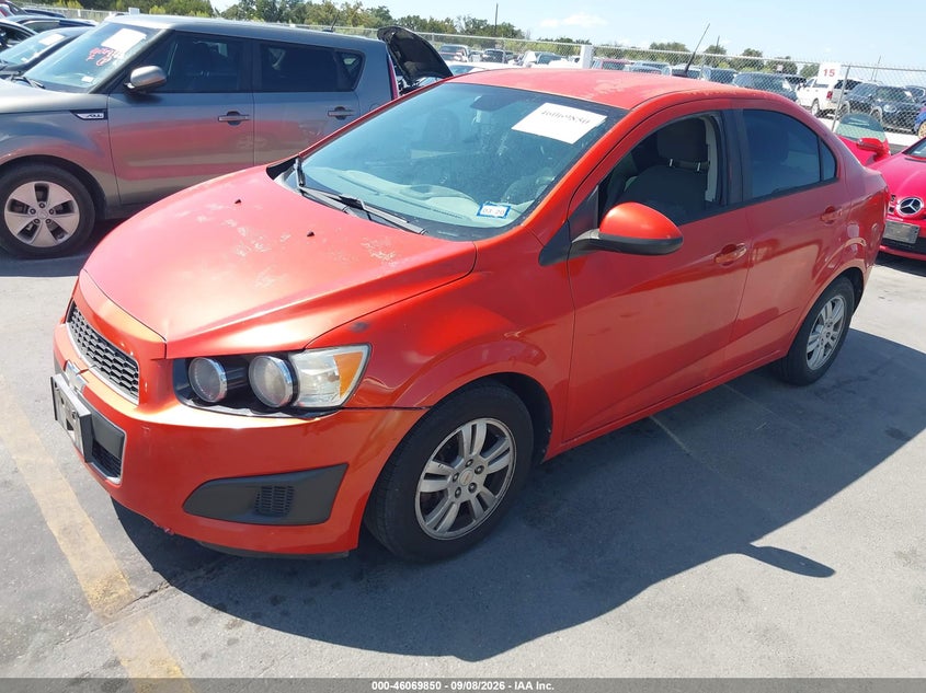 2012 CHEVROLET SONIC auction photo 2