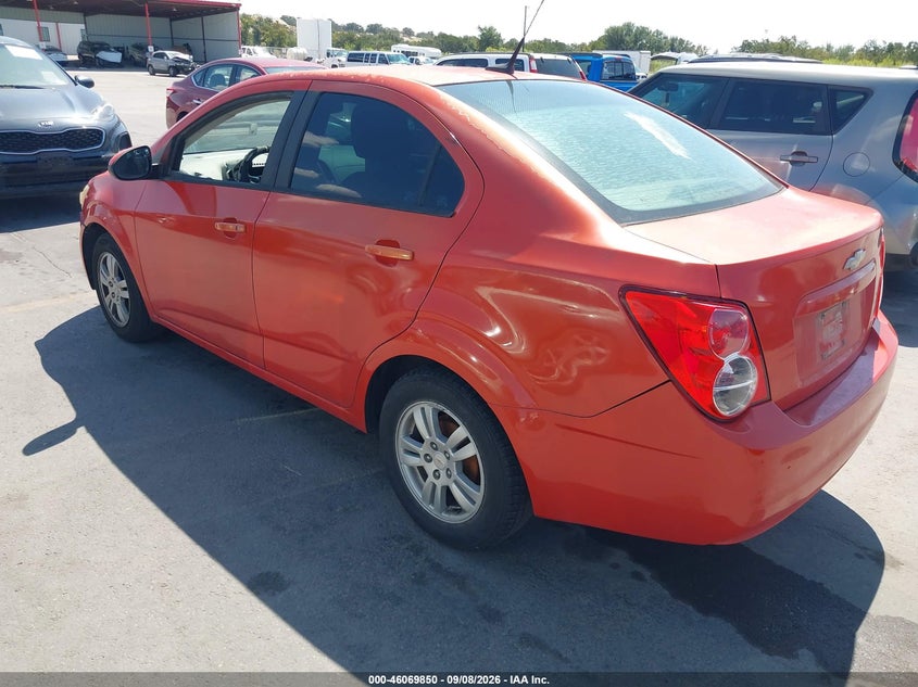 2012 CHEVROLET SONIC auction photo 3
