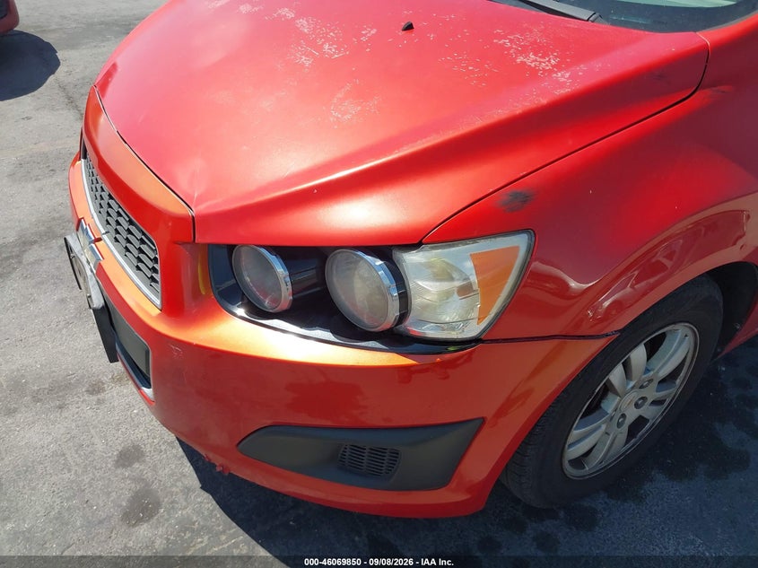 2012 CHEVROLET SONIC auction photo 6