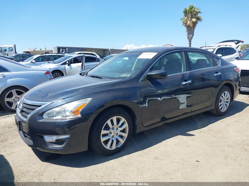 2015 NISSAN ALTIMA auction photo 2
