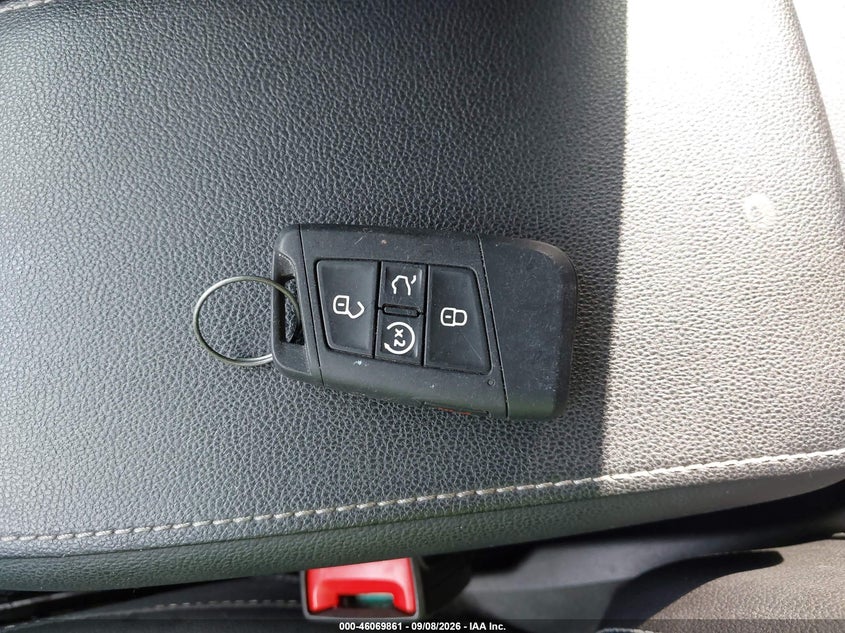 2022 VOLKSWAGEN TAOS 1.5T SE · Фото 11