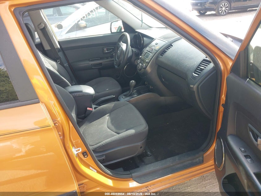2011 KIA SOUL auction photo 5