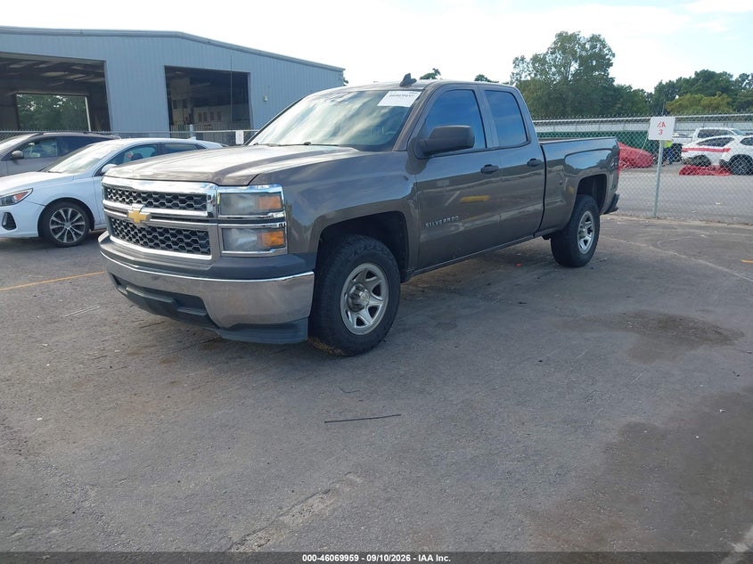 2015 CHEVROLET SILVERADO 1500 auction photo 2