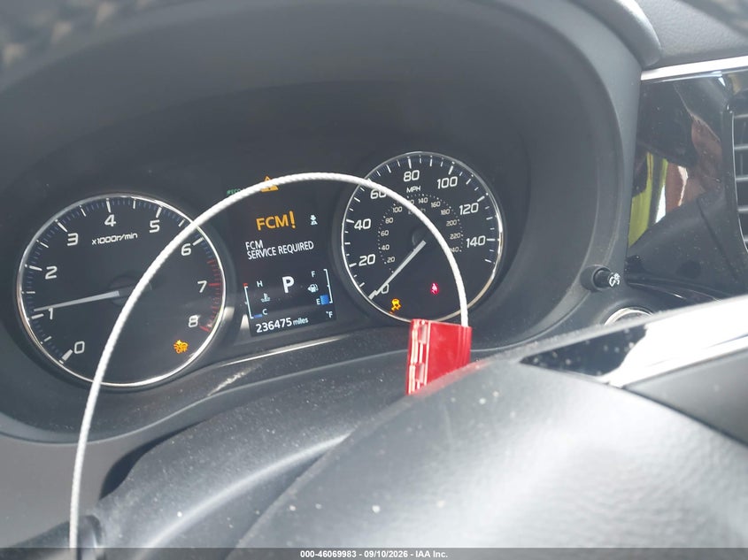 2020 MITSUBISHI OUTLANDER auction photo 7