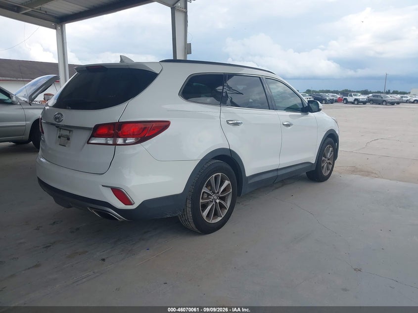 2017 HYUNDAI SANTA FE auction photo 4