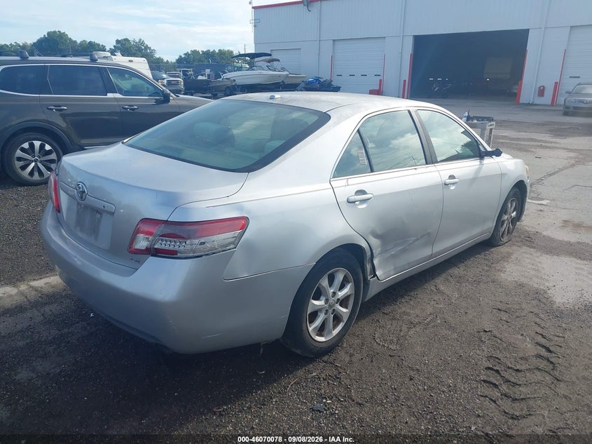 2011 TOYOTA CAMRY auction photo 4