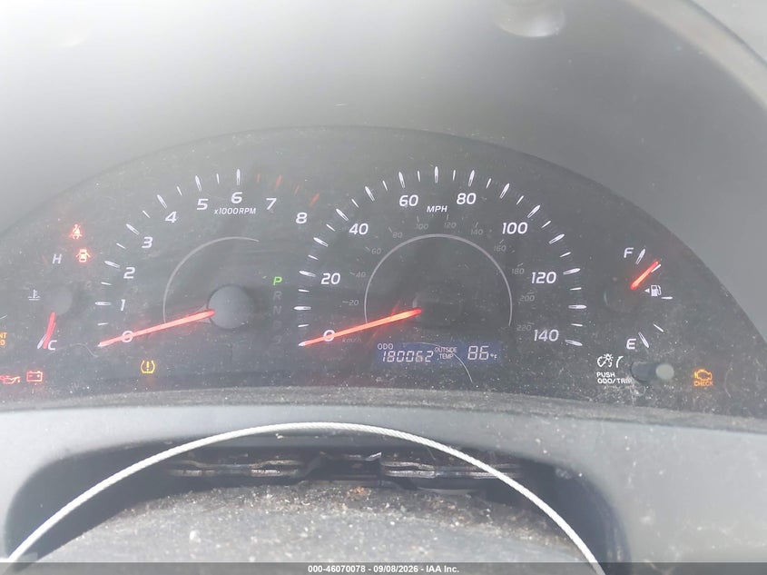 2011 TOYOTA CAMRY auction photo 7