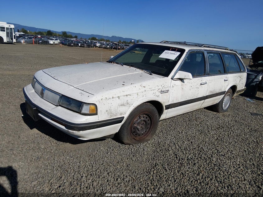 1989 OLDSMOBILE CUTLASS CIERA auction photo 2