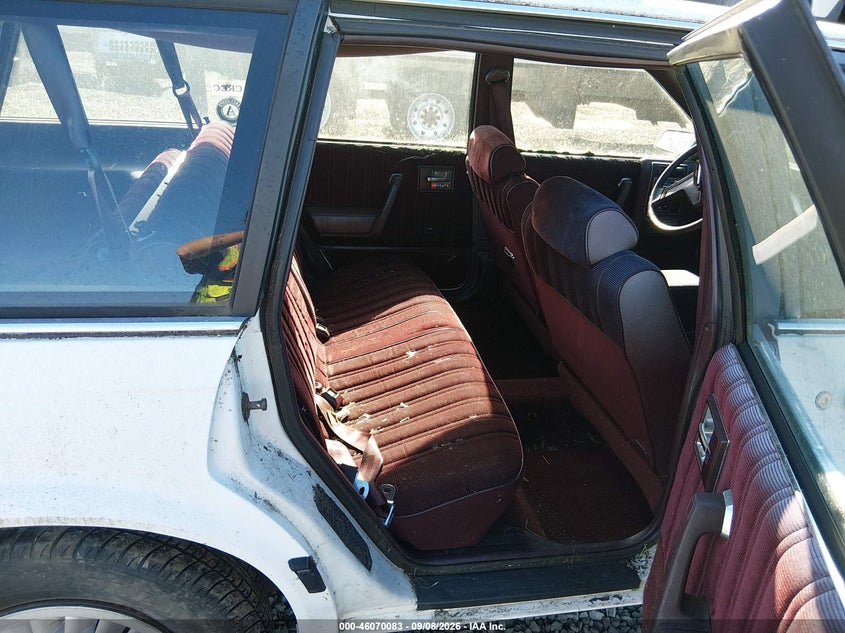 1989 OLDSMOBILE CUTLASS CIERA auction photo 8