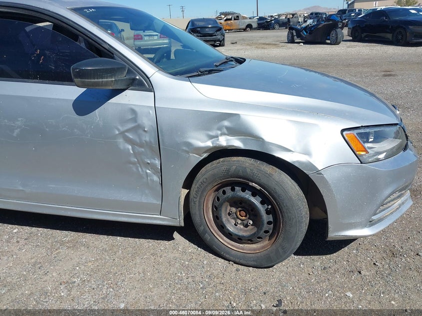 2015 VOLKSWAGEN JETTA auction photo 6