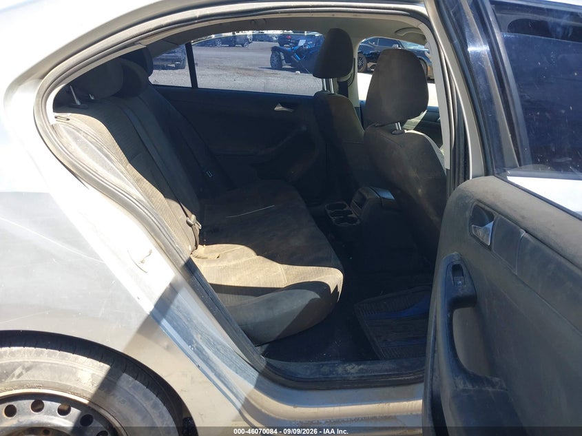2015 VOLKSWAGEN JETTA auction photo 8