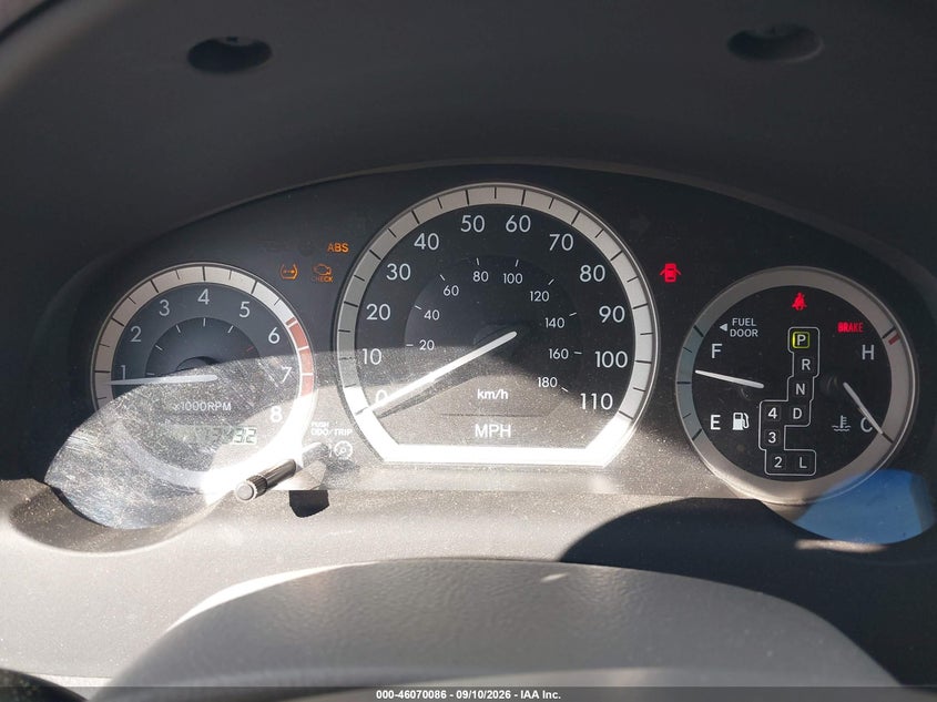 2005 TOYOTA SIENNA auction photo 7