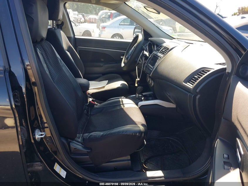 2011 MITSUBISHI OUTLANDER SPORT auction photo 5