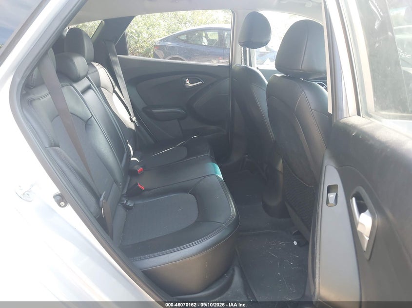 2013 HYUNDAI TUCSON auction photo 8