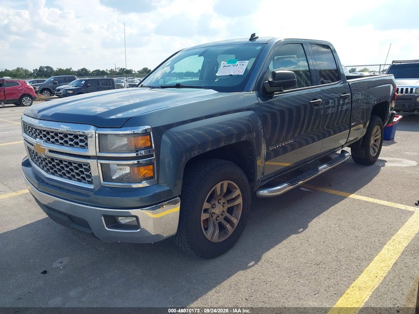 2014 Chevrolet Silverado 1500 Lt, Normal Wear & Tear, IAAI, VIN 1GCRCREH1EZ364173 — photo 2
