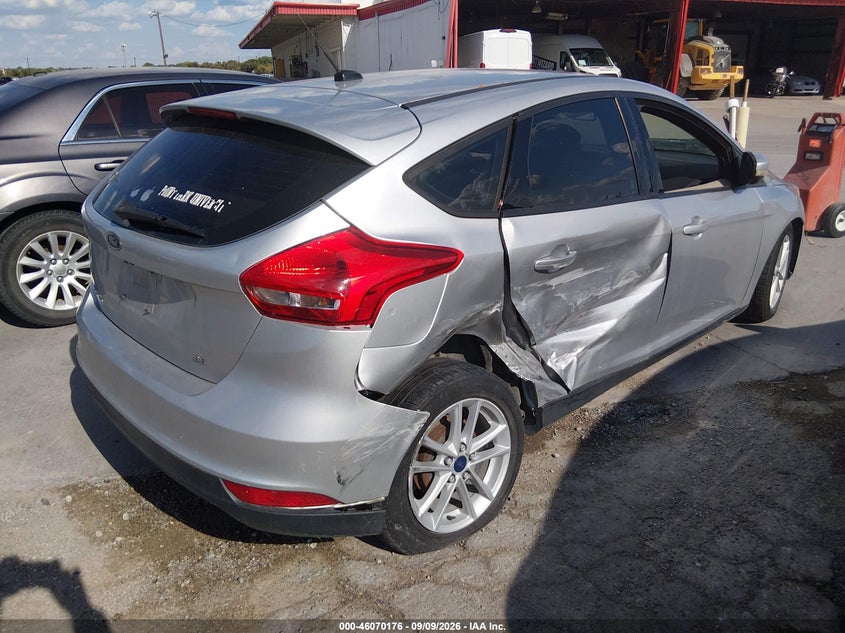 2017 FORD FOCUS auction photo 4