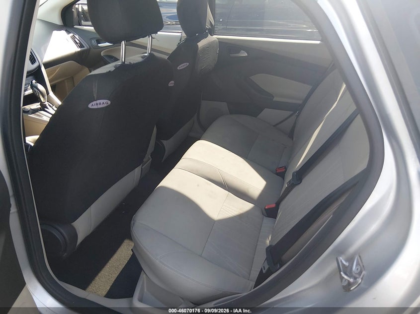 2017 FORD FOCUS auction photo 8