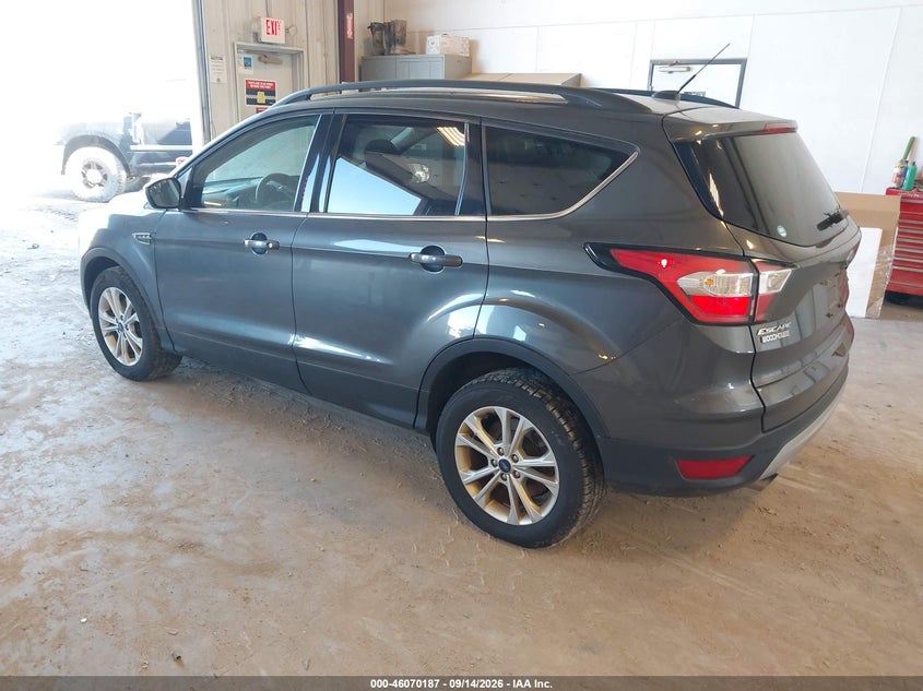 Vin: 1fmcu9gd9juc86502, lot: 46569722, ford escape se 20183