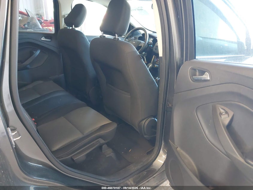 2018 FORD ESCAPE auction photo 8
