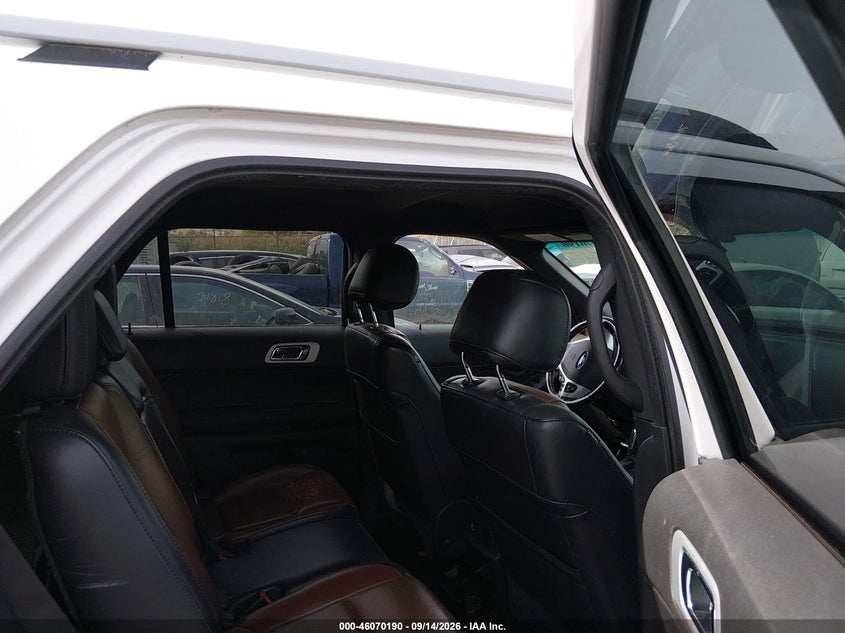 2012 FORD EXPLORER auction photo 8