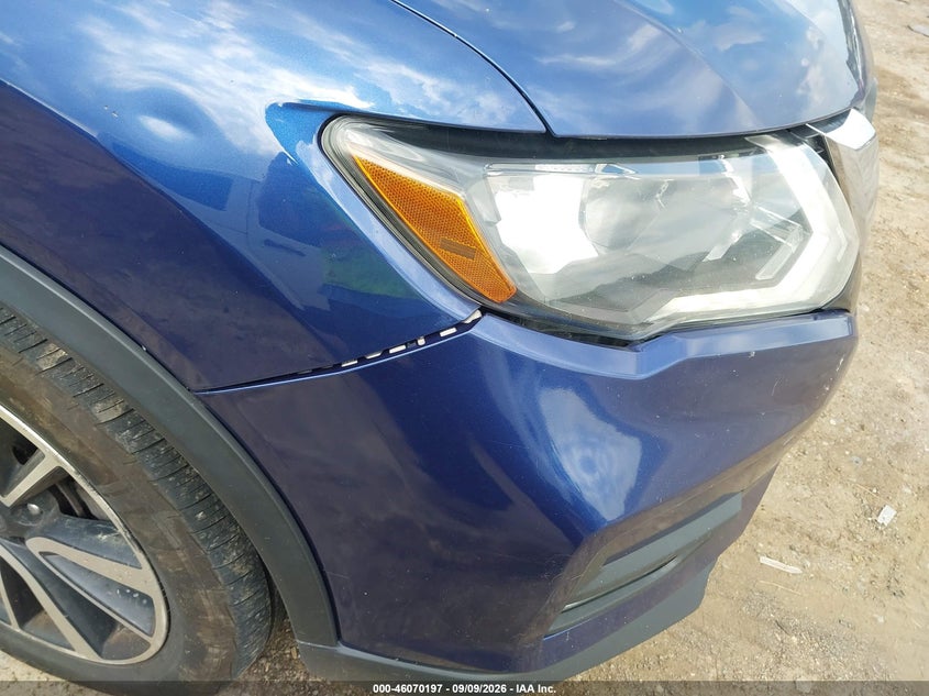 2019 NISSAN ROGUE auction photo 6